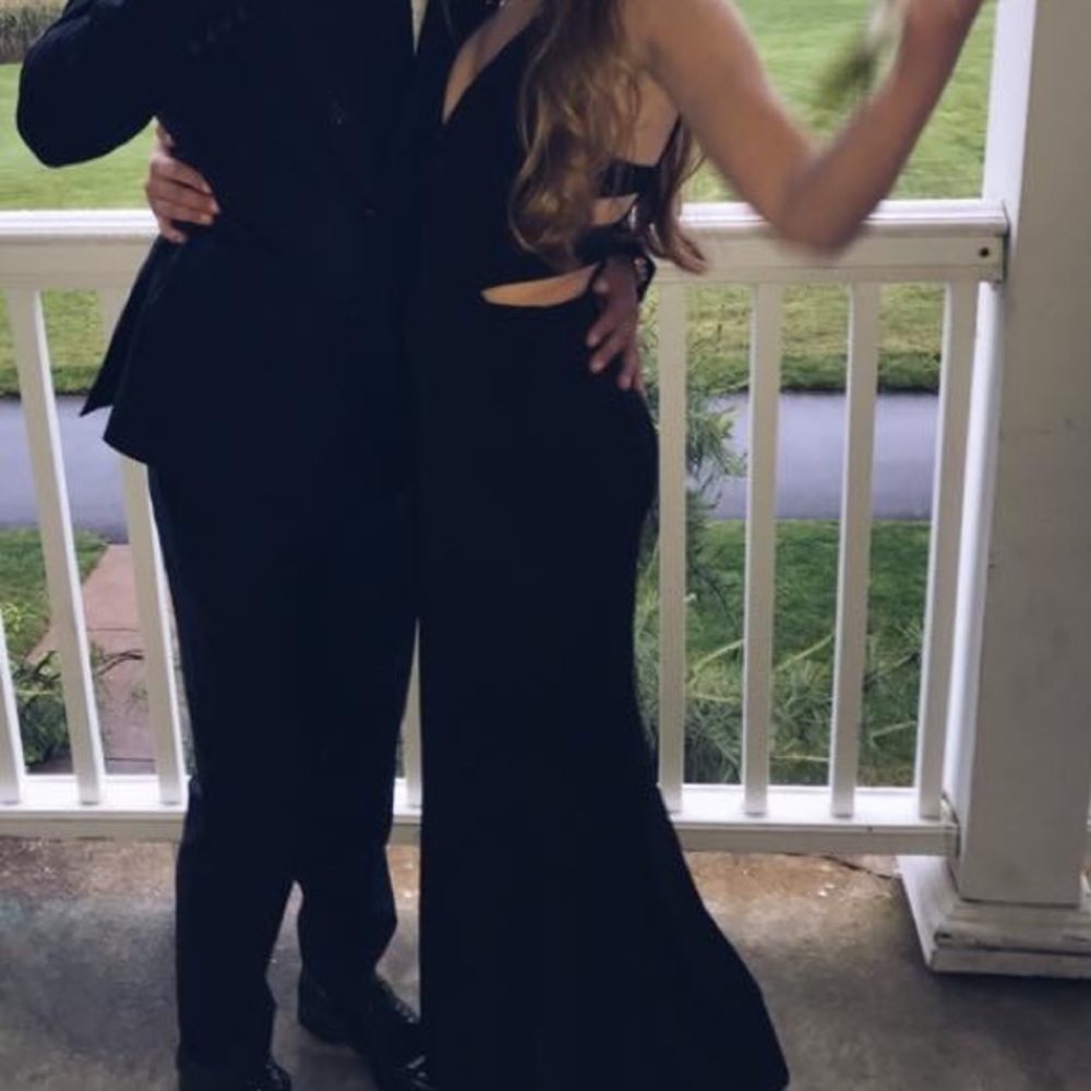Black prom dress